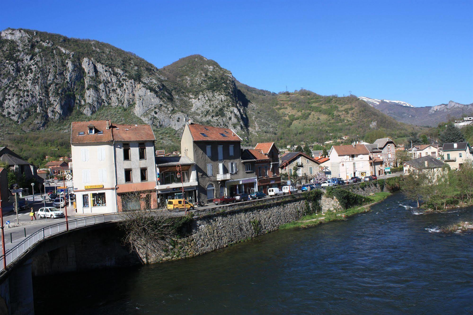 Hotel Terranostra Tarascon-sur-Ariège Εξωτερικό φωτογραφία